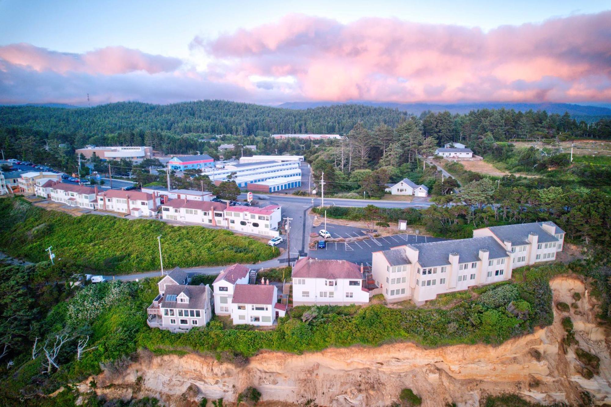Ester Lee Oceanview Inn Lincoln City Eksteriør bilde